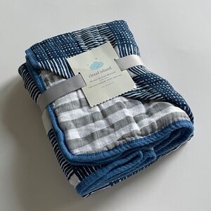 Cloud Island Muslin Quilted Blanket 100% Cotton Blue Stripe 42”